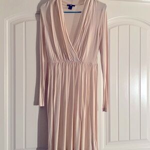 Women’s H & M size S gathered waistline, neckline dress
